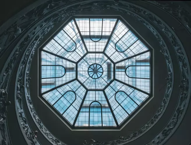 photo 1533378134350 e0de811c075a