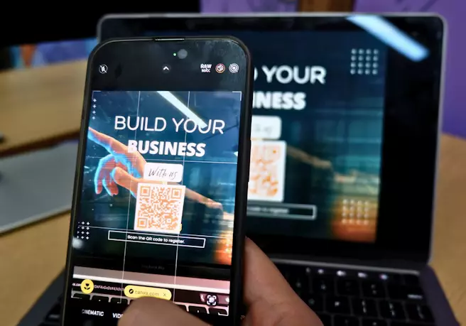 photo 1706759755789 66d39fd252b1